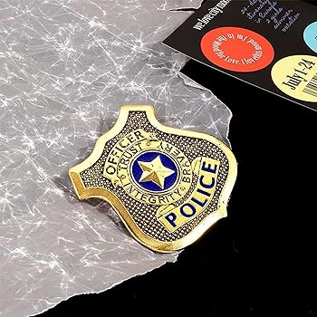 ロシア 警察　バッジ （バッジ番号008805） ロシア 警察 バッジ （バッジ番号008805） ロシア警察バッジ